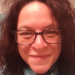 Meet your Posher, Pam